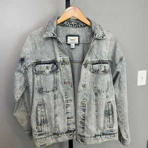 Forever 21 Oversized acid wash denim jacket‎